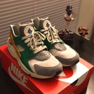 Nike Air Huarache Run SE